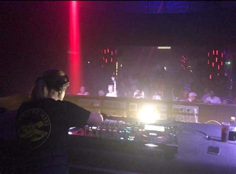 Dj Klass.